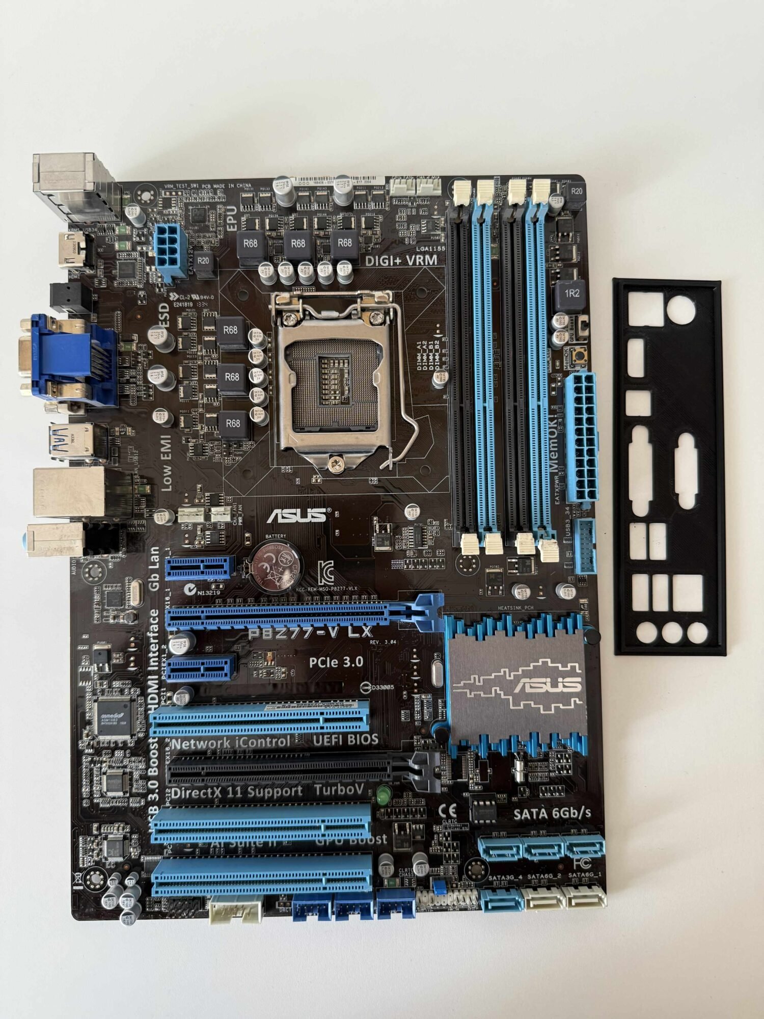 ASUS P8Z77-V LX - Image 2